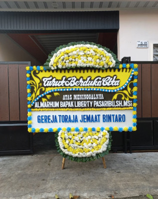Papan Bunga Duka di Sepauk